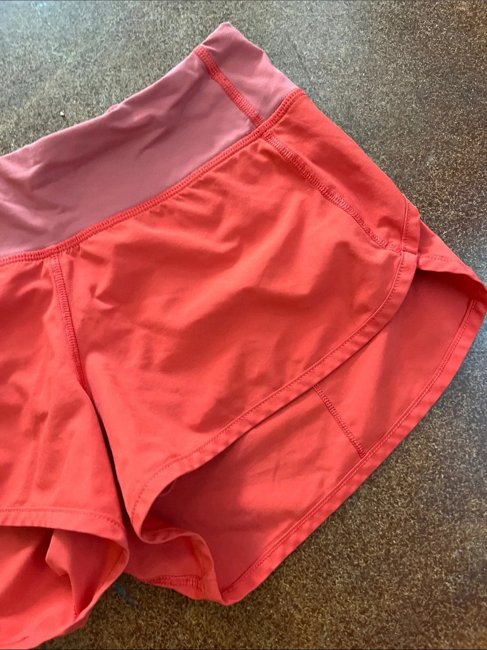 lululemon athletica lightweight coral